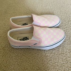Pink checkered Vans shoes (US Men 4.0 & US Women 5.5)